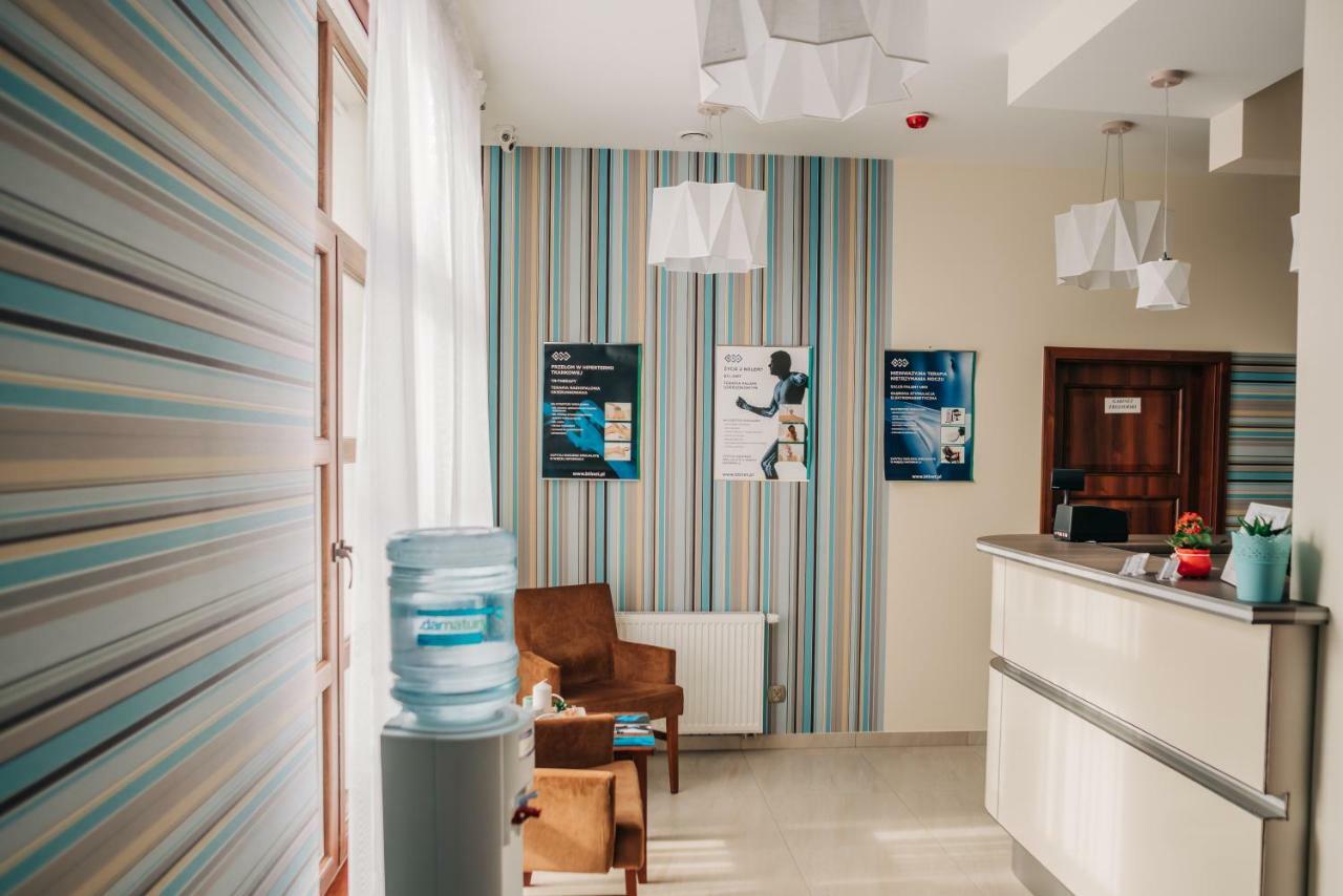 Hotel Odessa Wysokie Mazowieckie Экстерьер фото