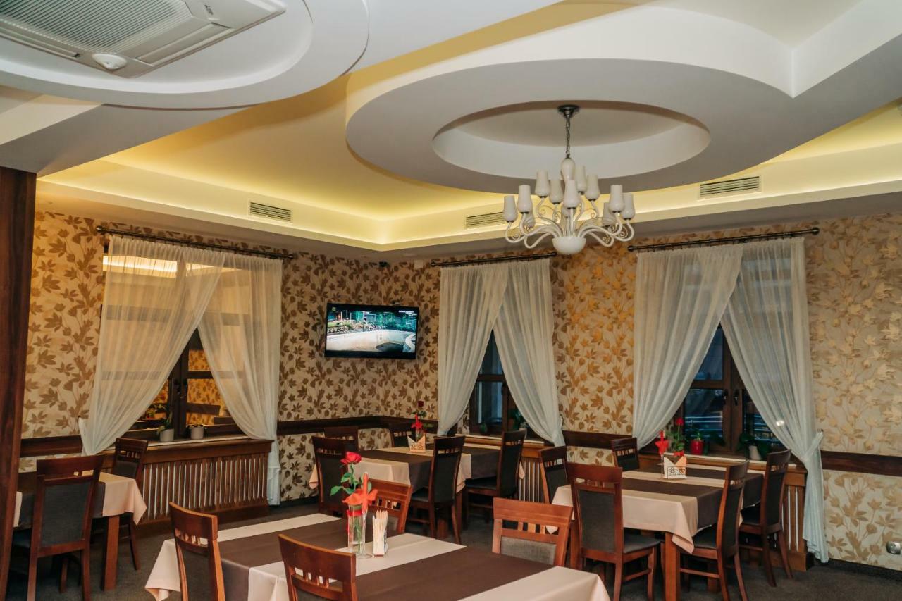 Hotel Odessa Wysokie Mazowieckie Экстерьер фото